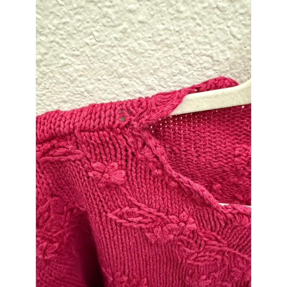 Cape Isle Knitters Hand Embroidered Floral 3D Knit Sweater Womens Small Pink VTG - Picture 4 of 7